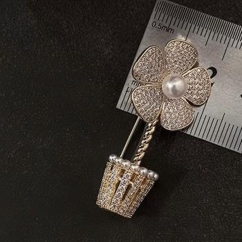 「 Flower blossom 」Brooch