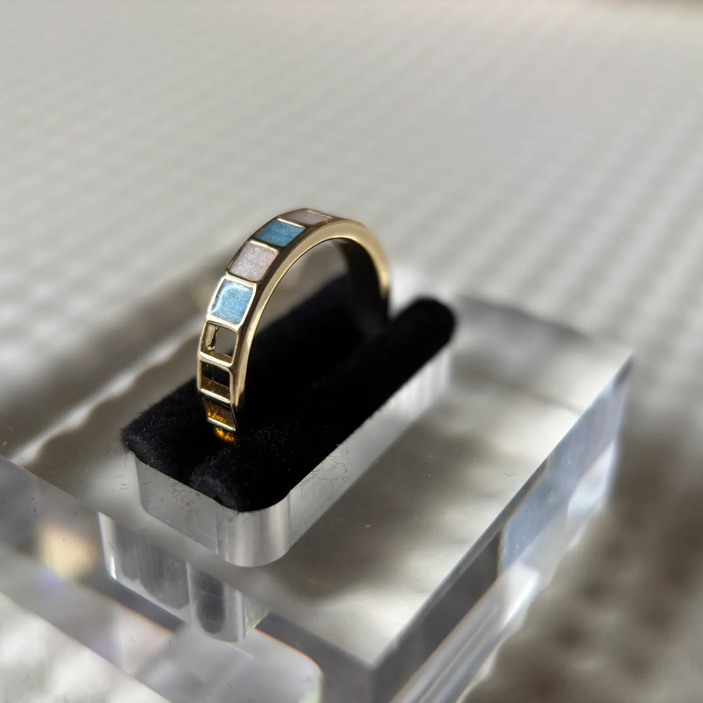 Enamel Drip-Glazed Blue-White Checkered Open Ring