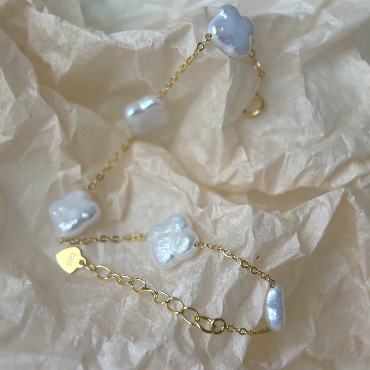 Natural Four-Leaf Clover Baroque Pearl Bracelet