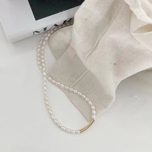 Golden Smile-Embellished Pearl Necklace