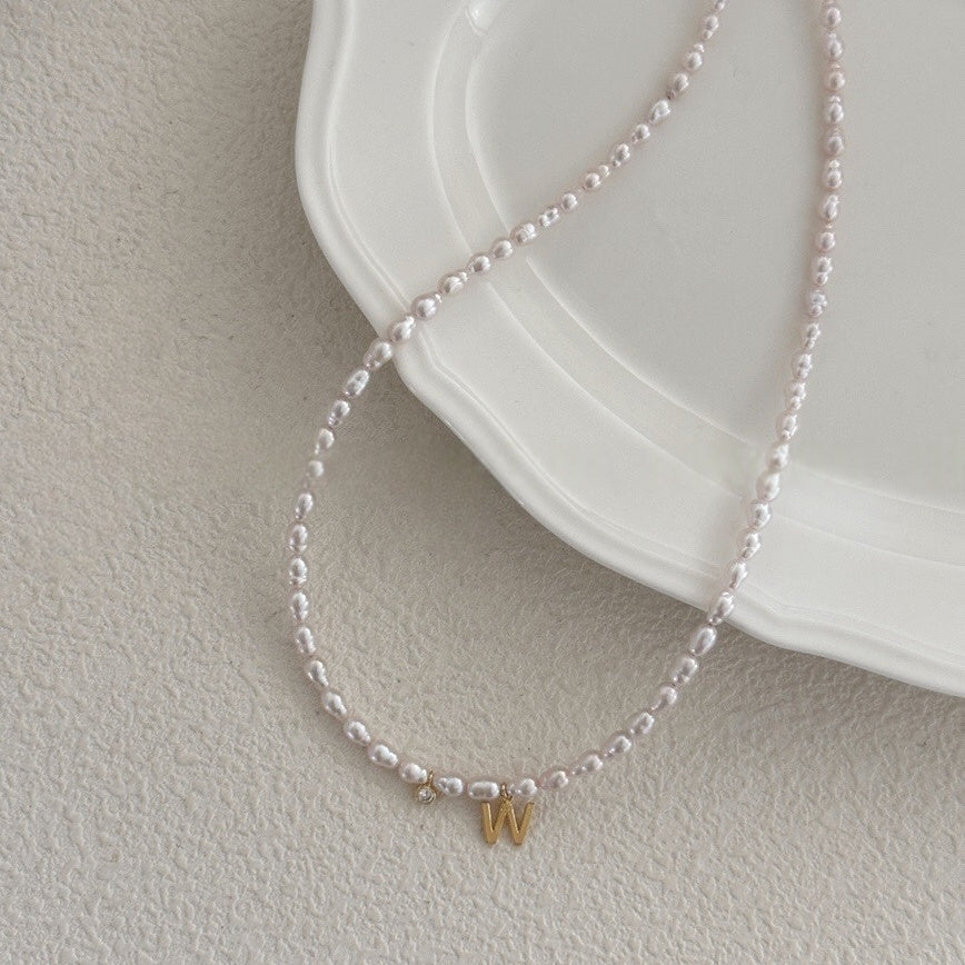 W-Letter Sterling Silver Gold-Plated Pendant Pearl Necklace