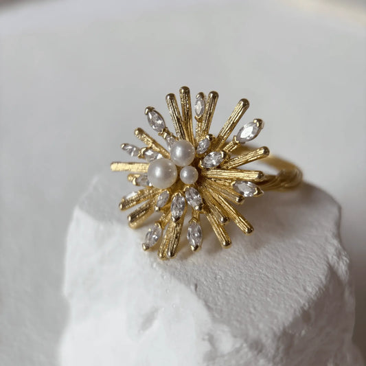「 The Flourish 」Ring