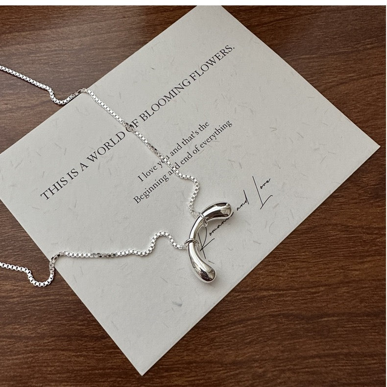 S925 Sterling Silver Bow-Shaped Pendant Necklace