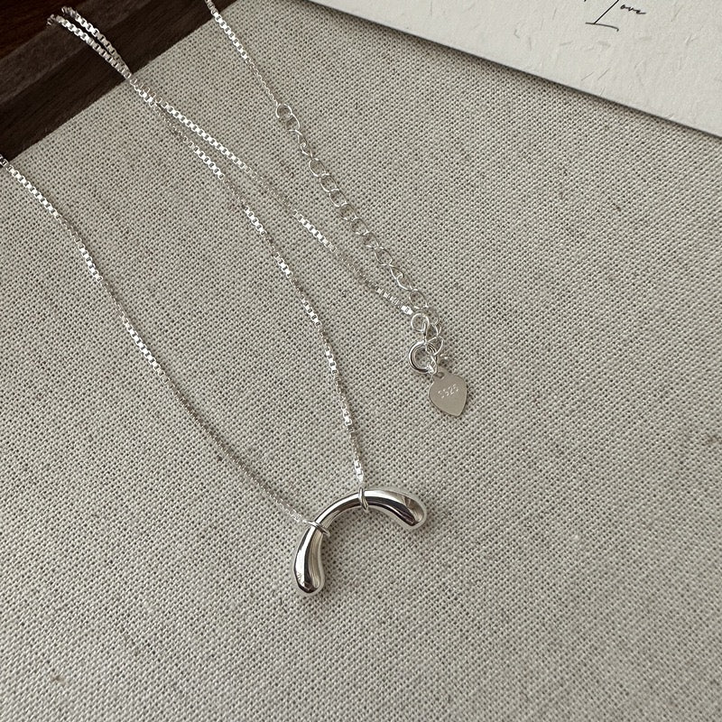 S925 Sterling Silver Bow-Shaped Pendant Necklace