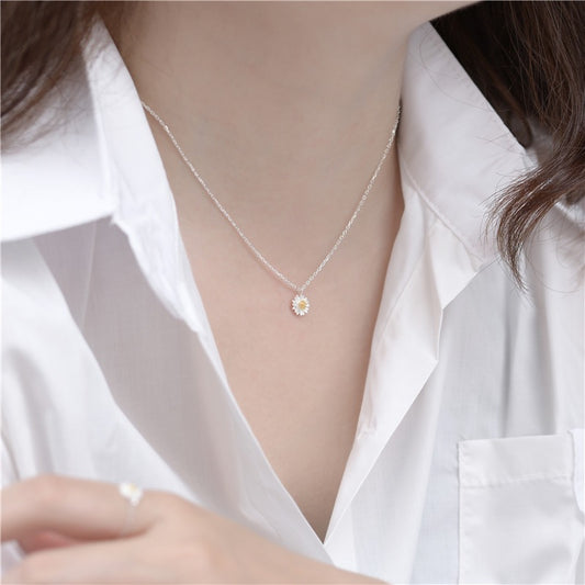 S925 Sterling Silver Daisy Pendant Necklace