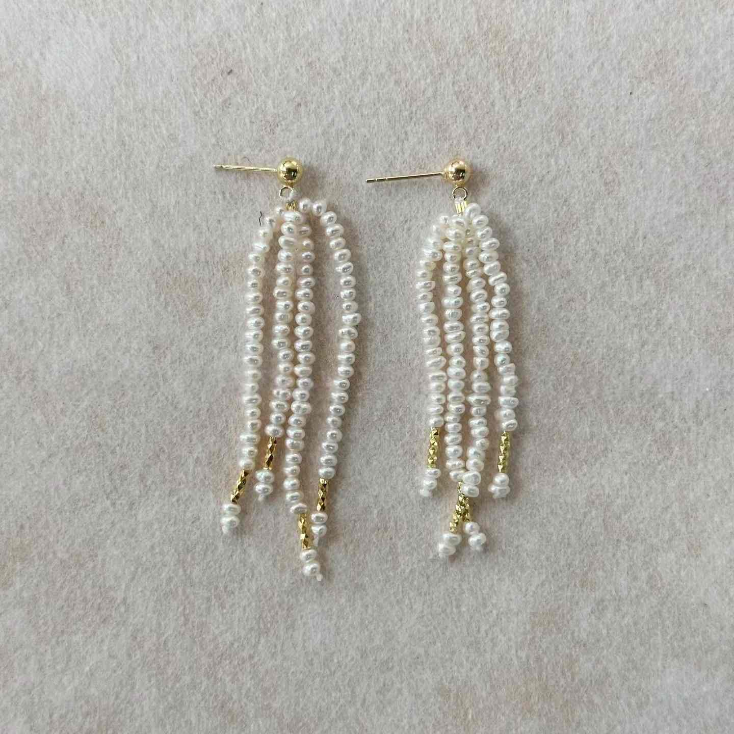 PEARL TASSEL EARRINGS