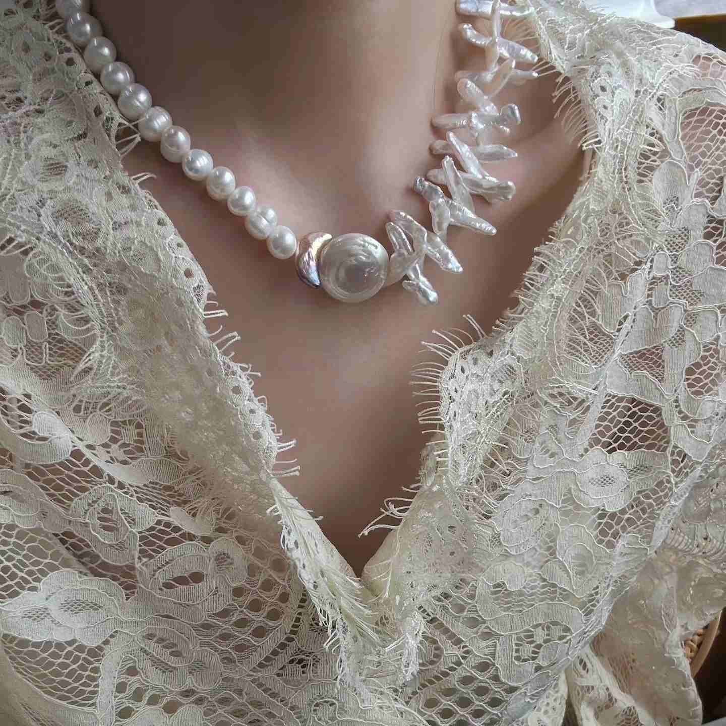 「 SOLSTICE 」 NECKLACE
