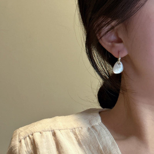 IRREGULAR WHITE SHELL EARRINGS