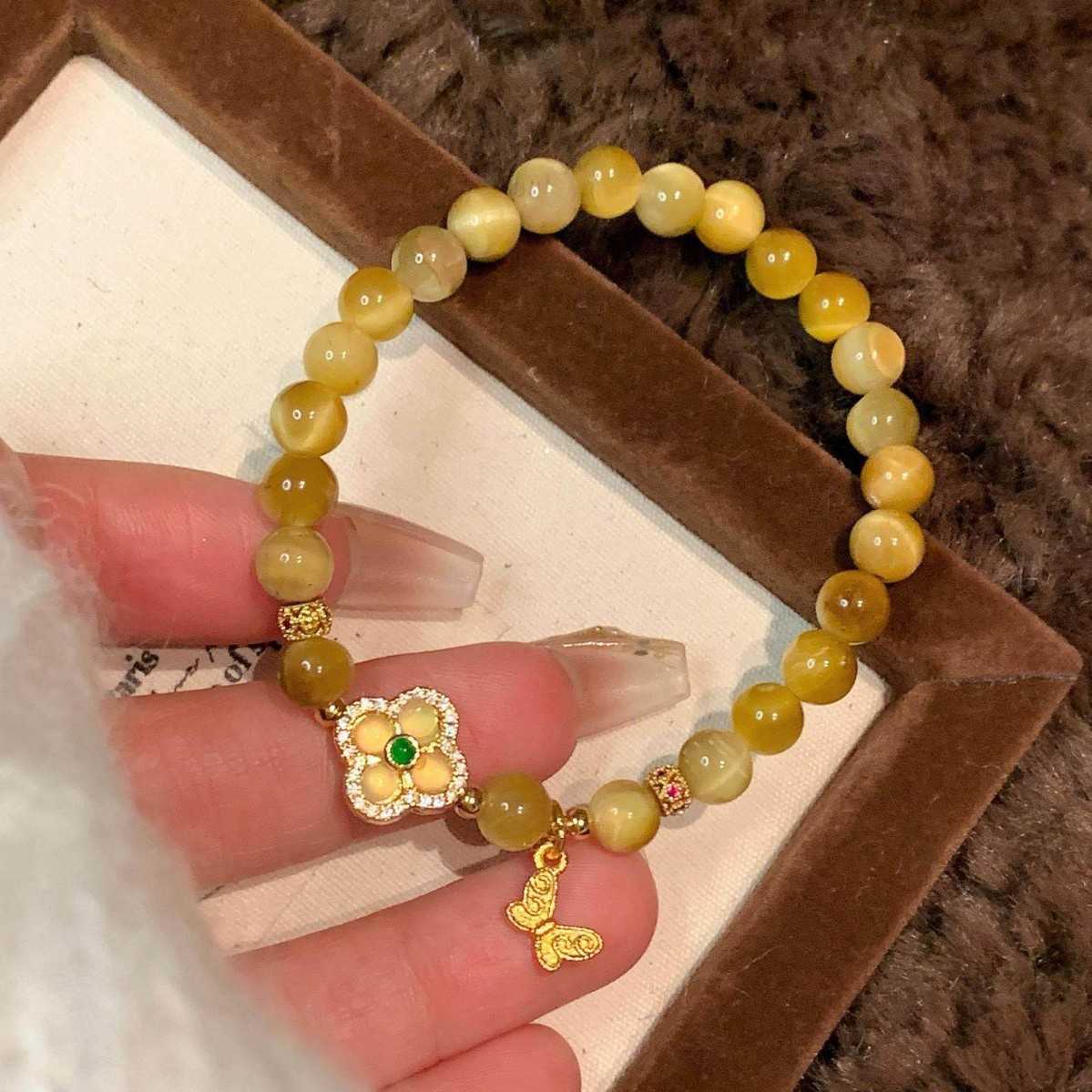 TIGER'S EYE FOUR-LEAF CLOVER BRACELET
