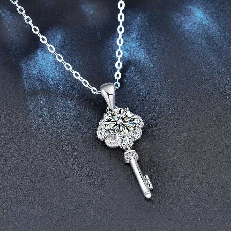 S925 Sterling Silver Necklace with 1-Carat Moissanite Key-Shaped Pendant