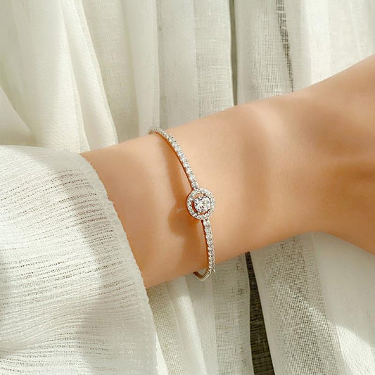S925 Sterling Silver Bracelet with 50-point Moissanite