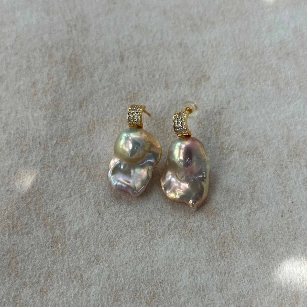 「 SATIN 」EARRINGS