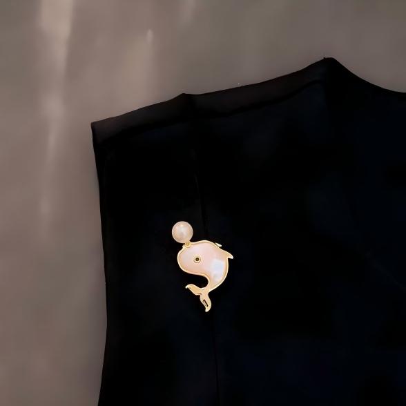 「 Whale's Bubble 」Brooch