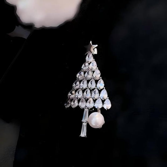 「 White Christmas Tree 」Brooch