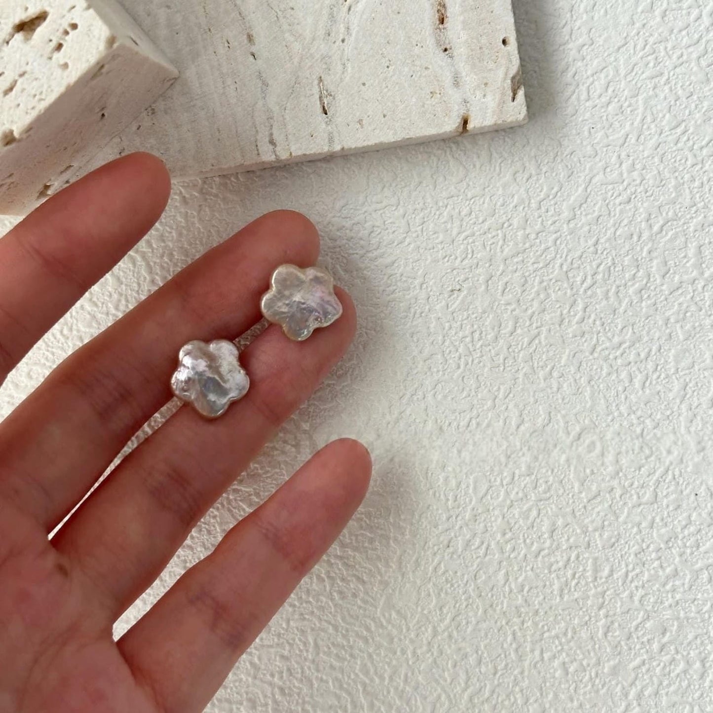 「 Plum Blossom 」Earrings