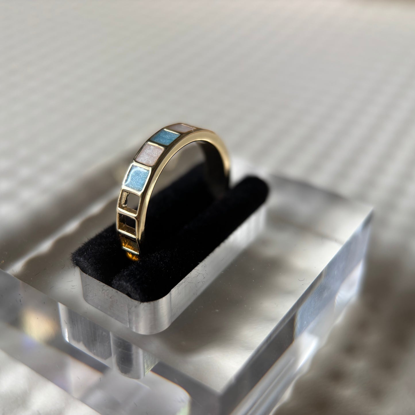 Enamel Drip-Glazed Blue-White Checkered Open Ring