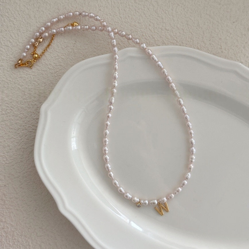 W-Letter Sterling Silver Gold-Plated Pendant Pearl Necklace