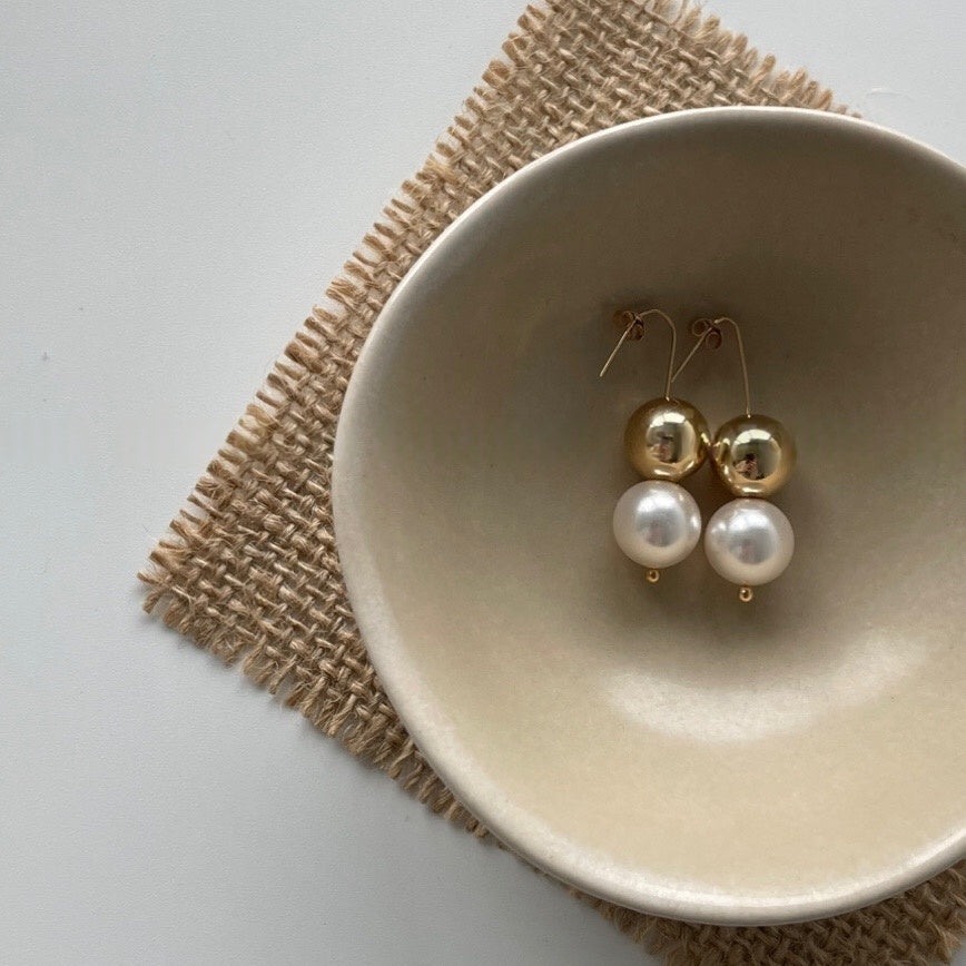 Gold Bead Pearl Earrings