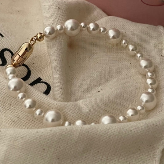 Mixed-Size Bead Magnetic Clasp Bracelet