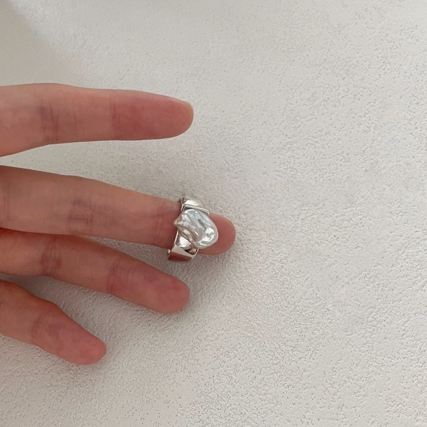「  Keshi 」Baroque Pearl 925 Sterling Silver Ring