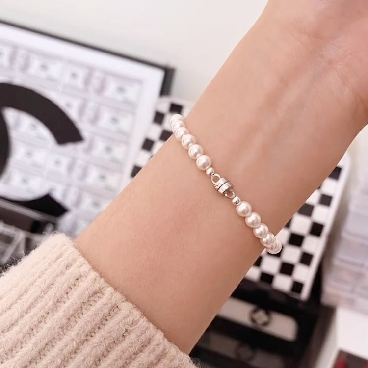 S925 Silver Magnetic Clasp Imitation Pearl Bracelet