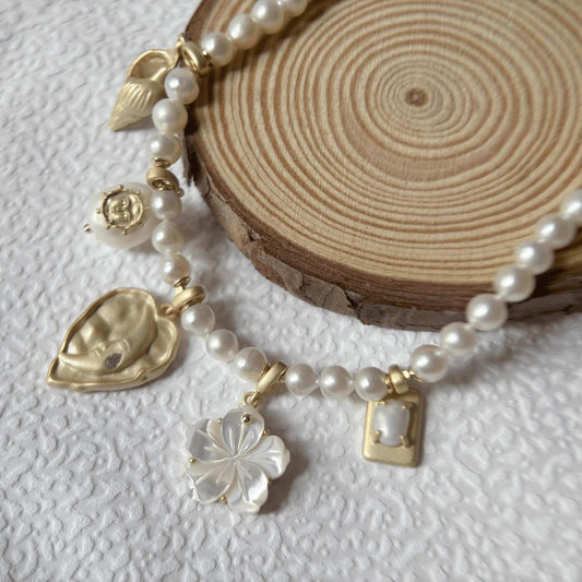 「 In the Wild 」Pearl Necklace