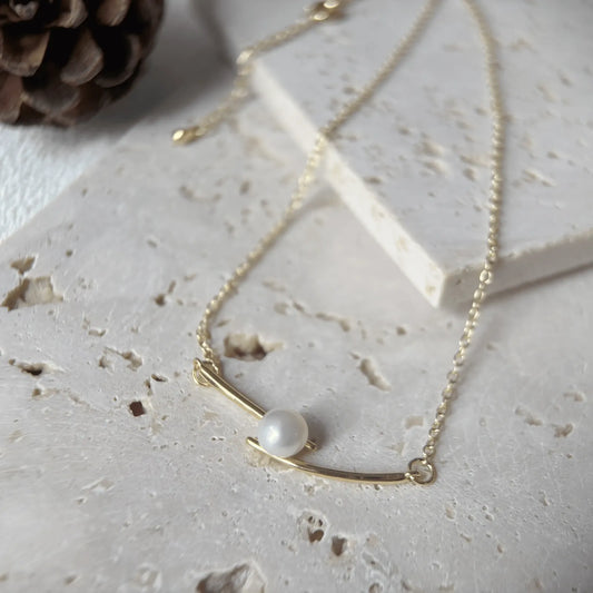Single Freshwater Pearl Pendant Collar Necklace