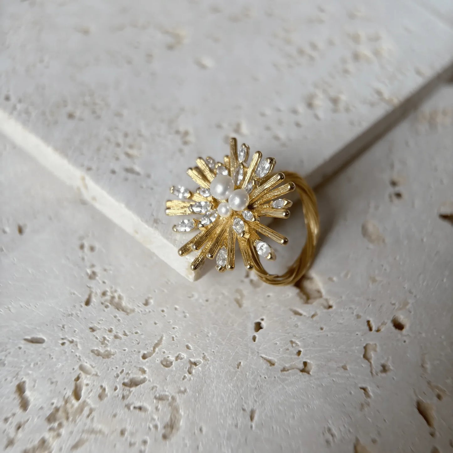 「 The Flourish 」Ring