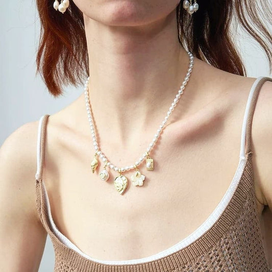 「 In the Wild 」Pearl Necklace