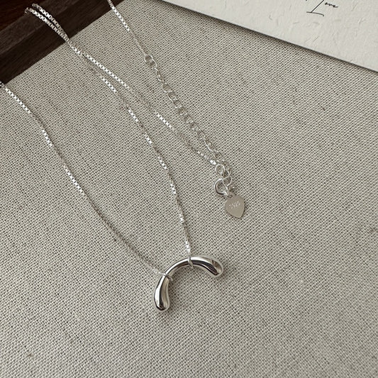 S925 Sterling Silver Bow-Shaped Pendant Necklace