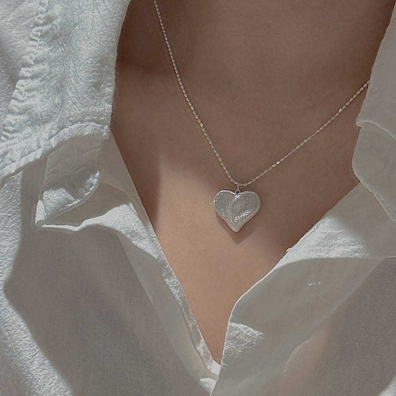 S925 Sterling Silver Vintage Heart-Shaped Pendant Necklace