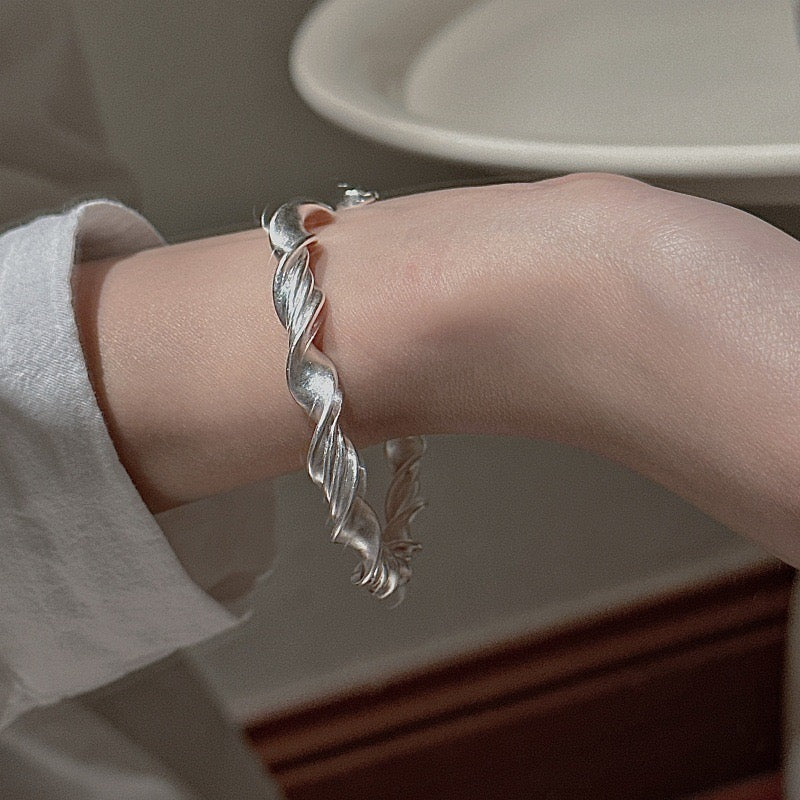 S925 Sterling Silver Twisted Pattern Bangle