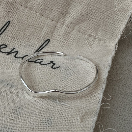 S925 Sterling Silver Smooth Wavy Bangle