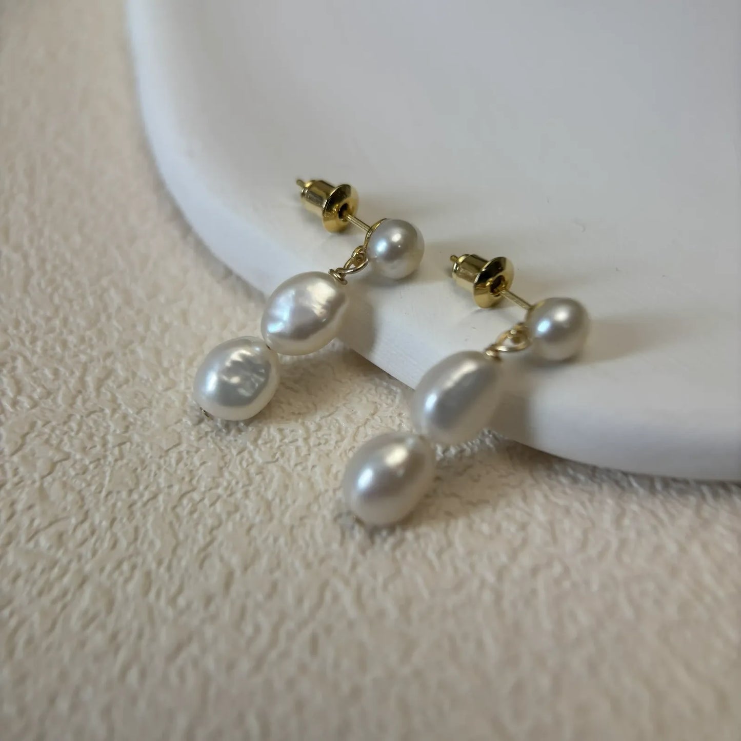 Three-baroque-pearl Beaded Earrings