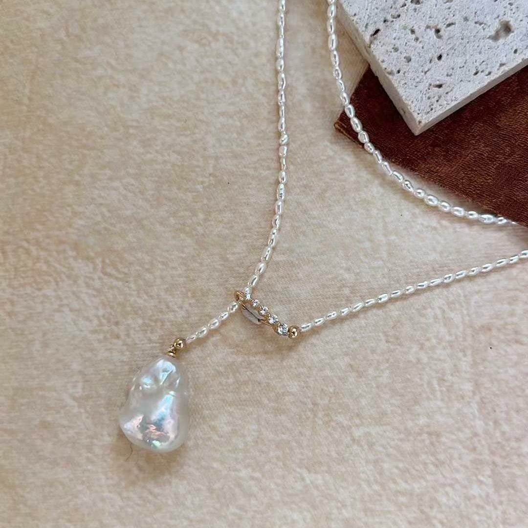 LARGE BAROQUE PENDANT Y-SHAPED NECKLACE