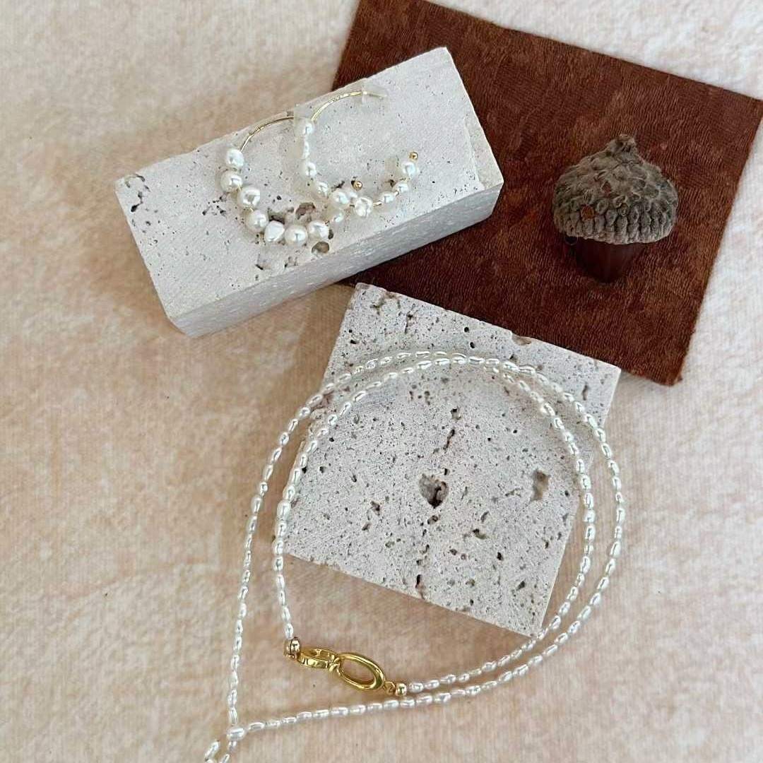 EIGHT-SHAPED GRADUATED PEARL NECKLACE