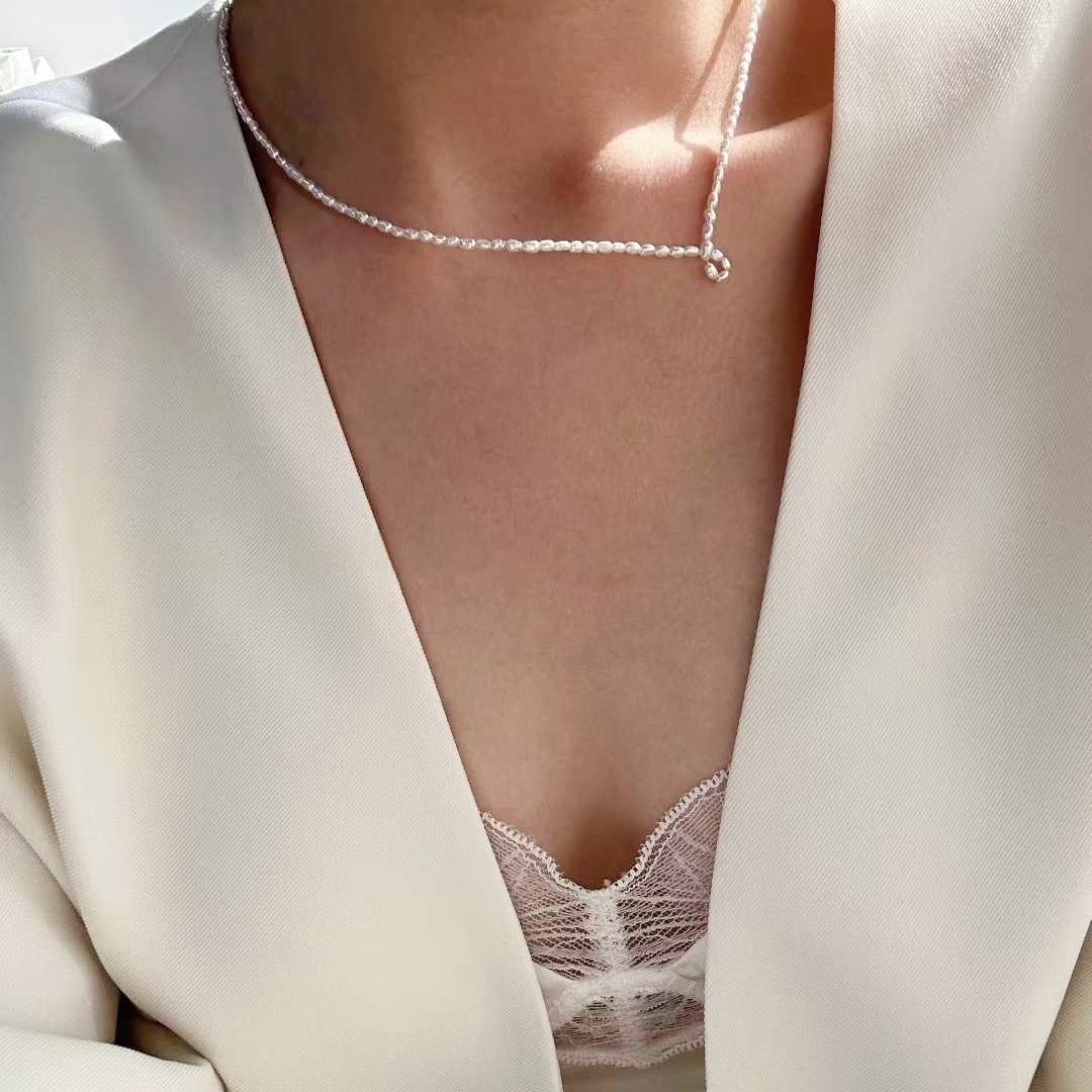 EIGHT-SHAPED GRADUATED PEARL NECKLACE
