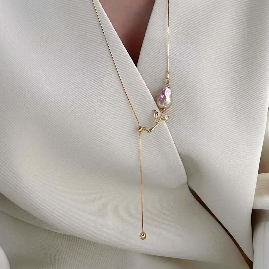 GOLDEN ROSE BAROQUE PEARL NECKLACE