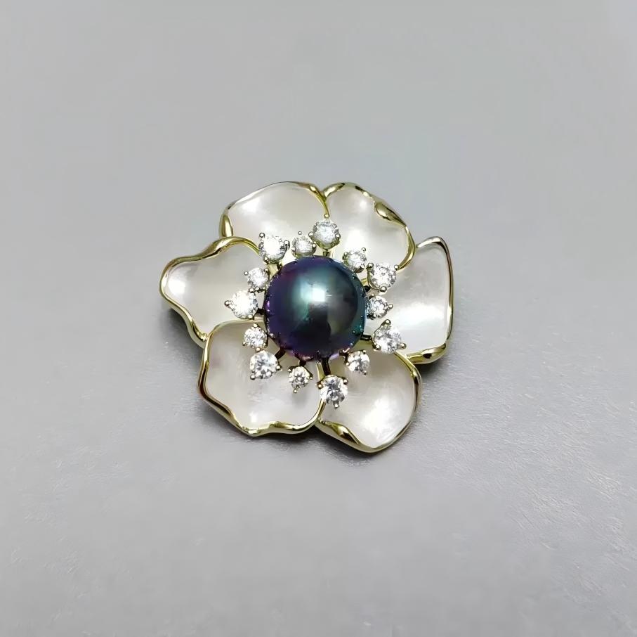 「 Sweet Camellia 」Brooch
