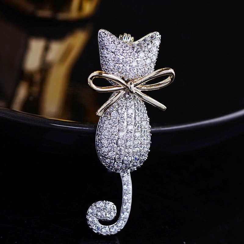 「 Long-tailed Cat 」Brooch