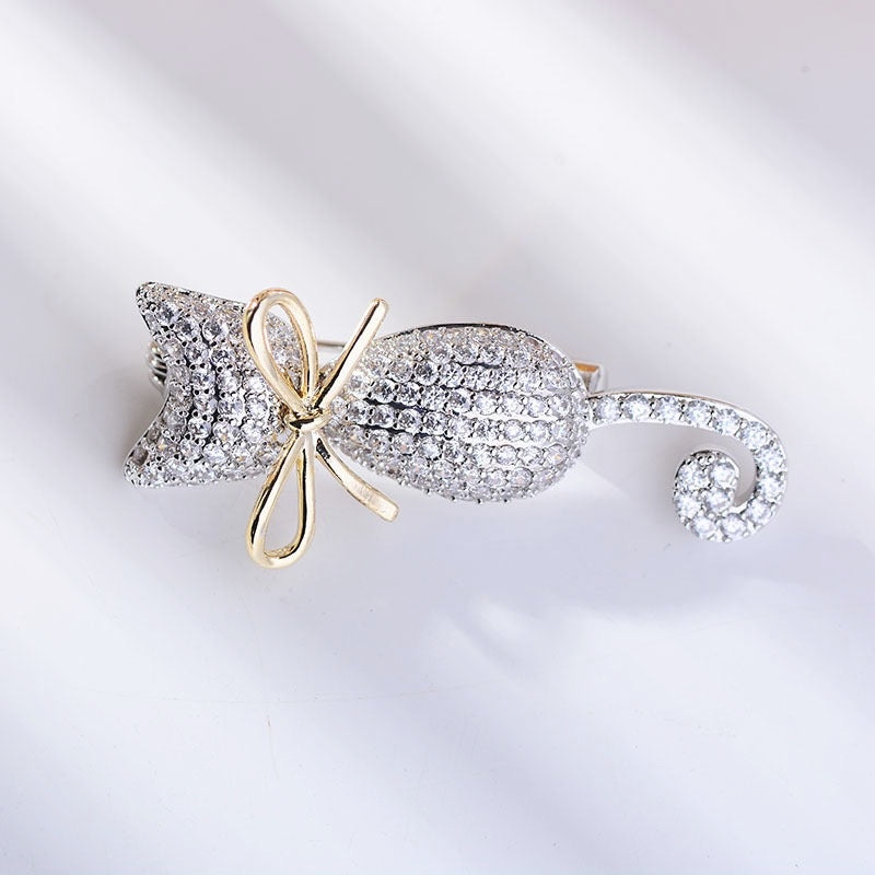 「 Long-tailed Cat 」Brooch