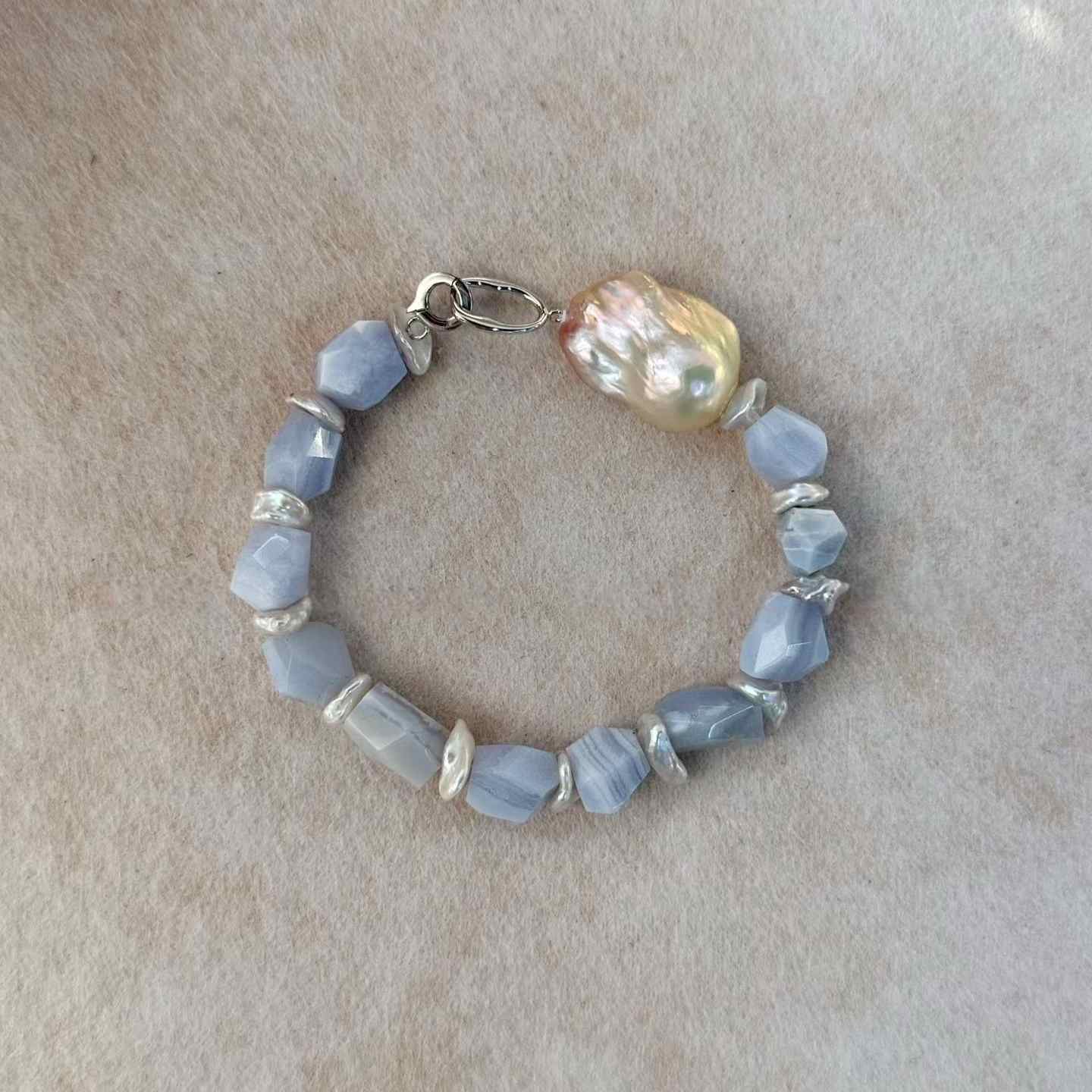 NATURAL BLUE LACE AGATE PEARL BRACELET