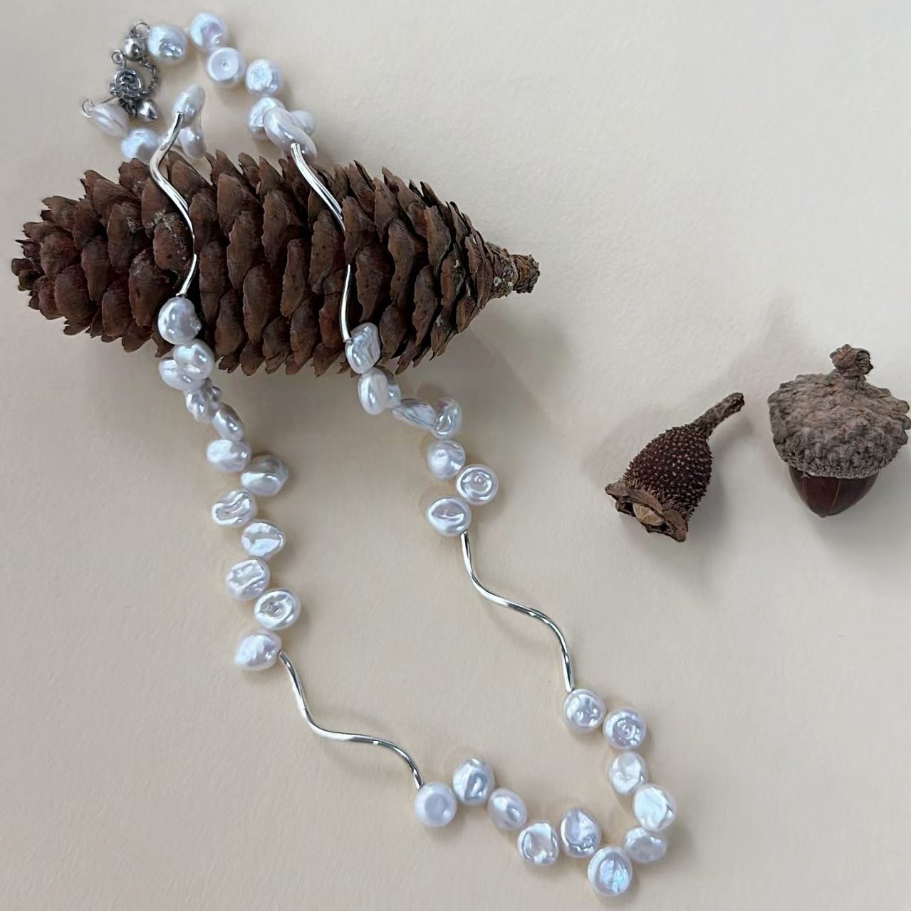 「 SWAY 」 NECKLACE