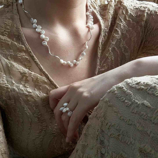 「 SWAY 」 NECKLACE