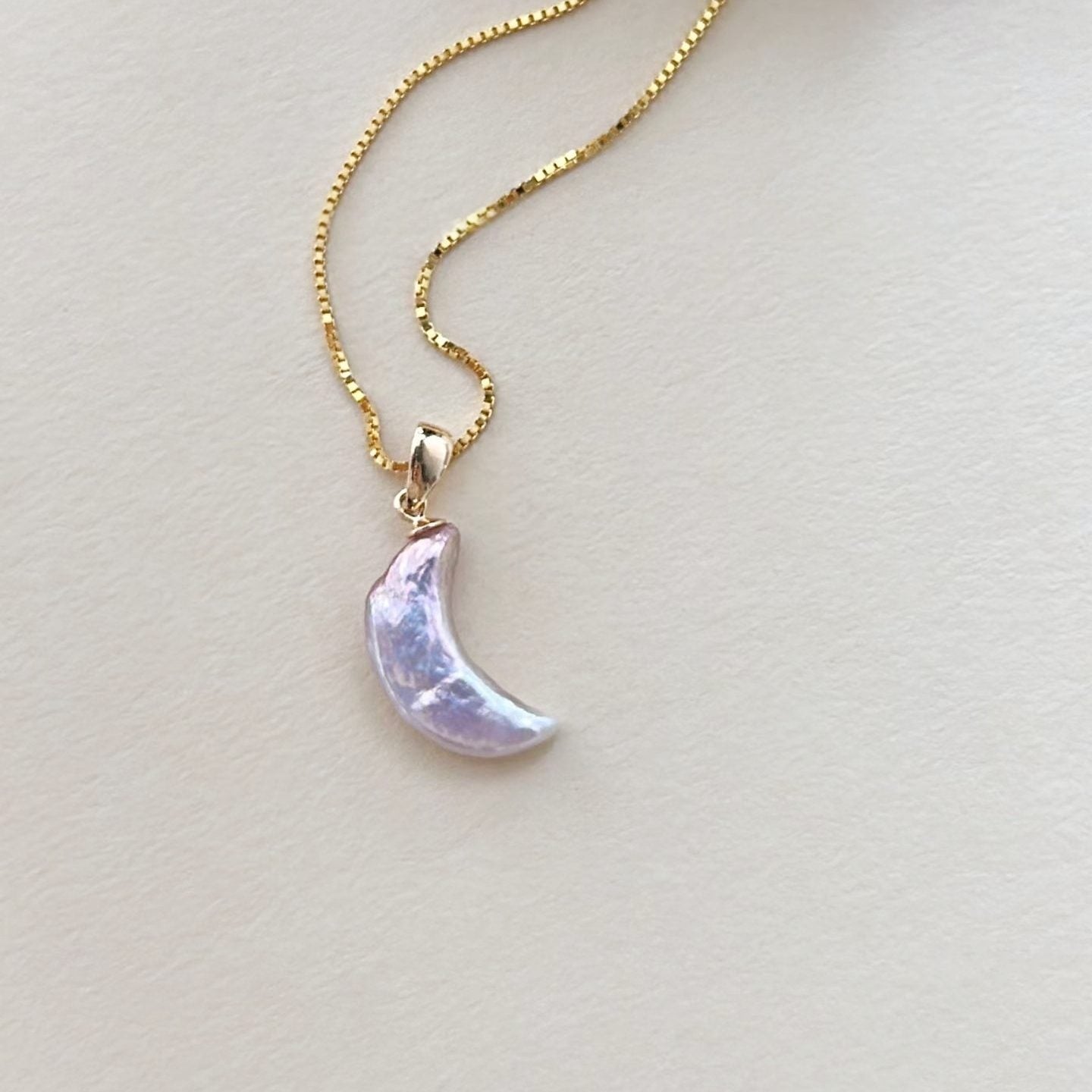 「 MOONBOW 」 NECKLACE