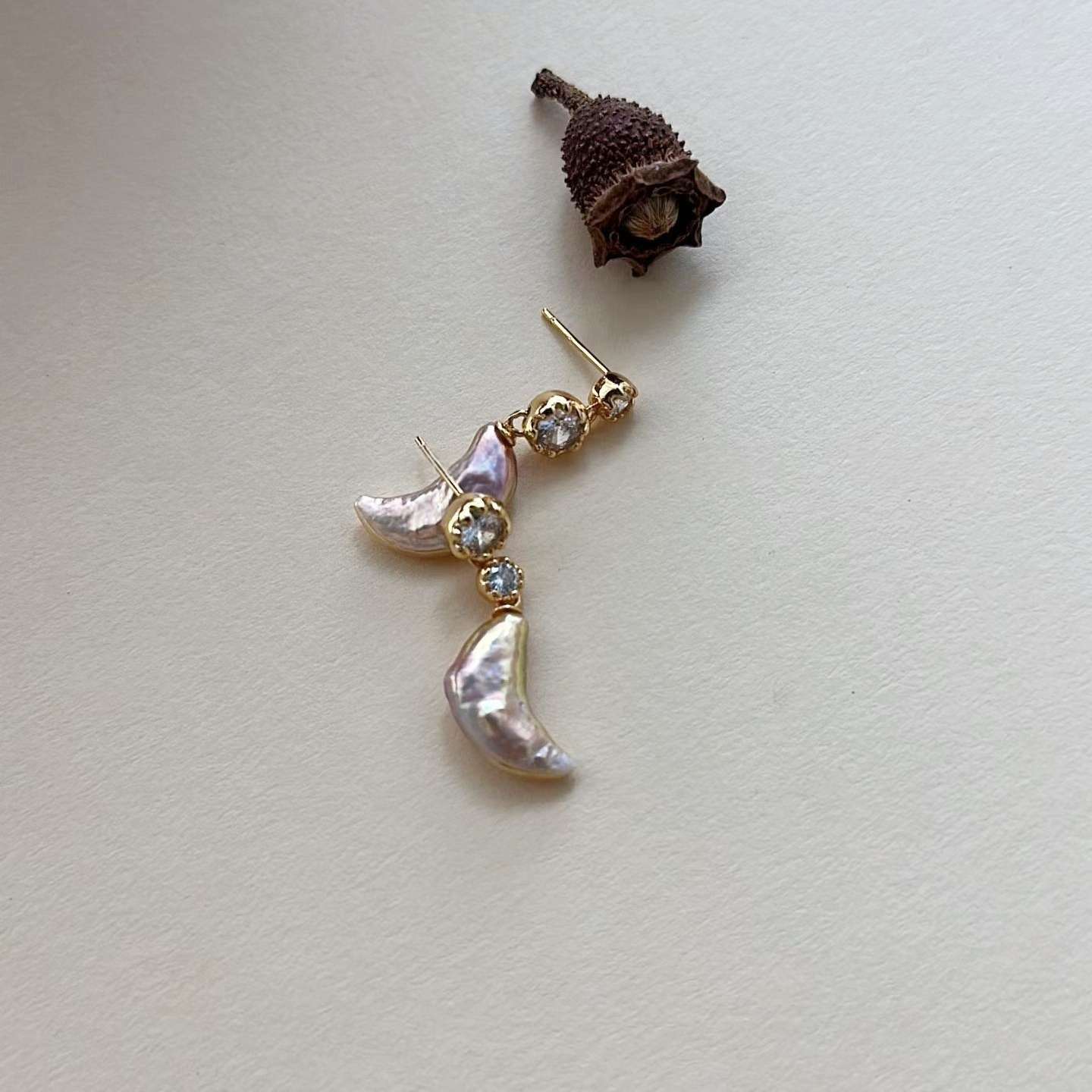 「 STARLIT MOON 」EARRINGS