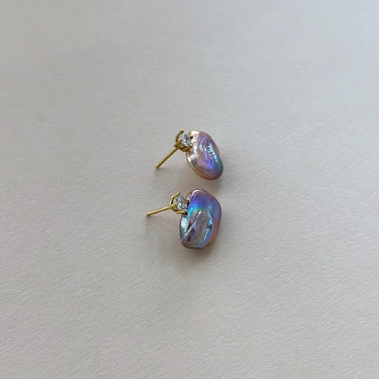 「 DUSK 」 STUD EARRINGS