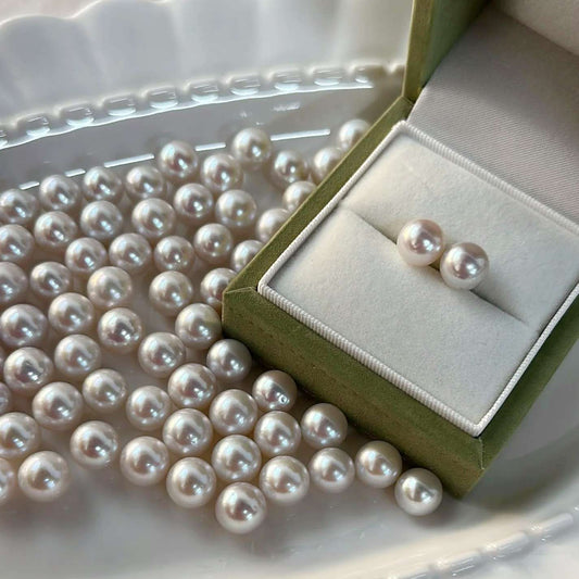 「 LUSTRE 」 STUD EARRINGS