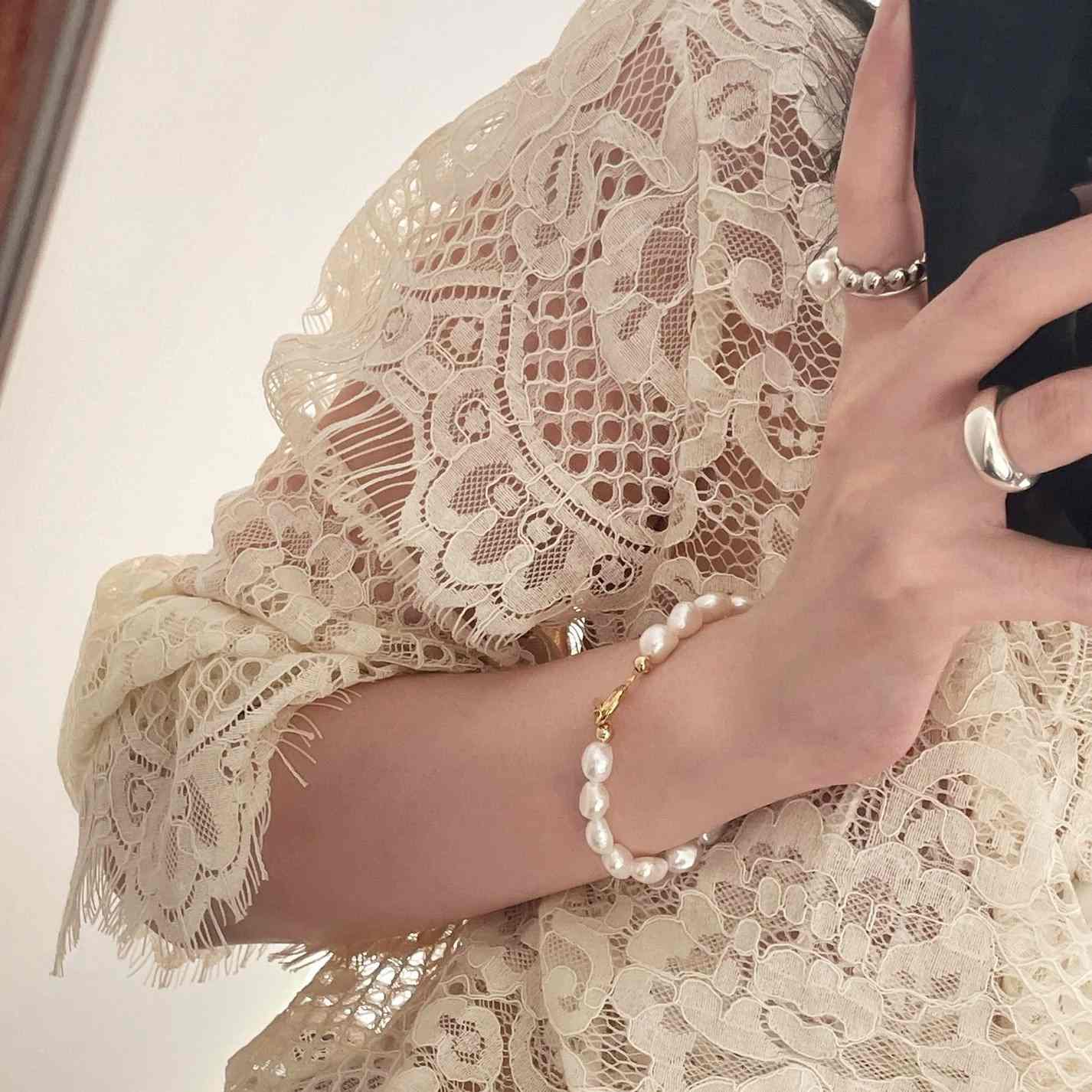 「 UNBOUND 」BRACELET
