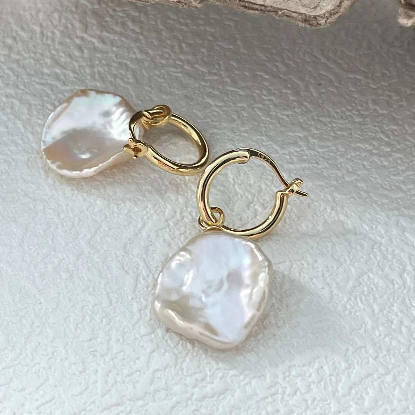 「 MOMENT 」 EARRINGS